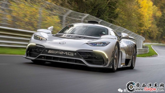 GT2 RSӛ䛣÷ِ˹-AMG ONEɼ~a܇